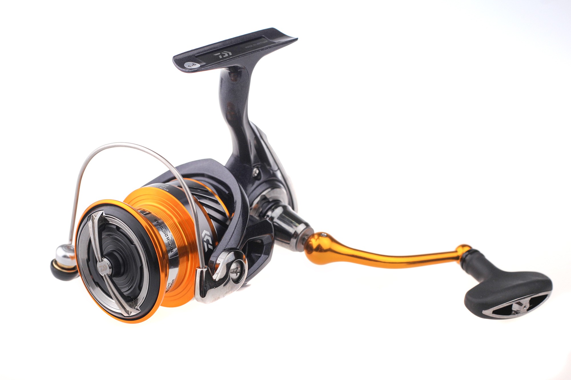 МП Катушка Daiwa 23 Revros LT 4000-C - фото 1
