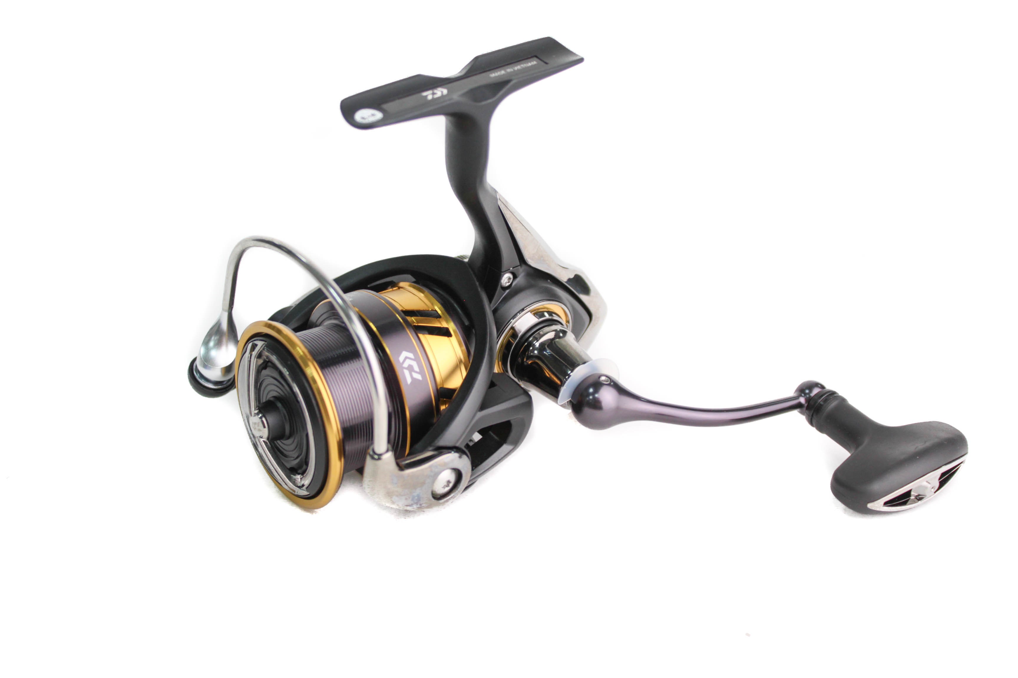 Катушка Daiwa Legalis LT 2500 XH - фото 1