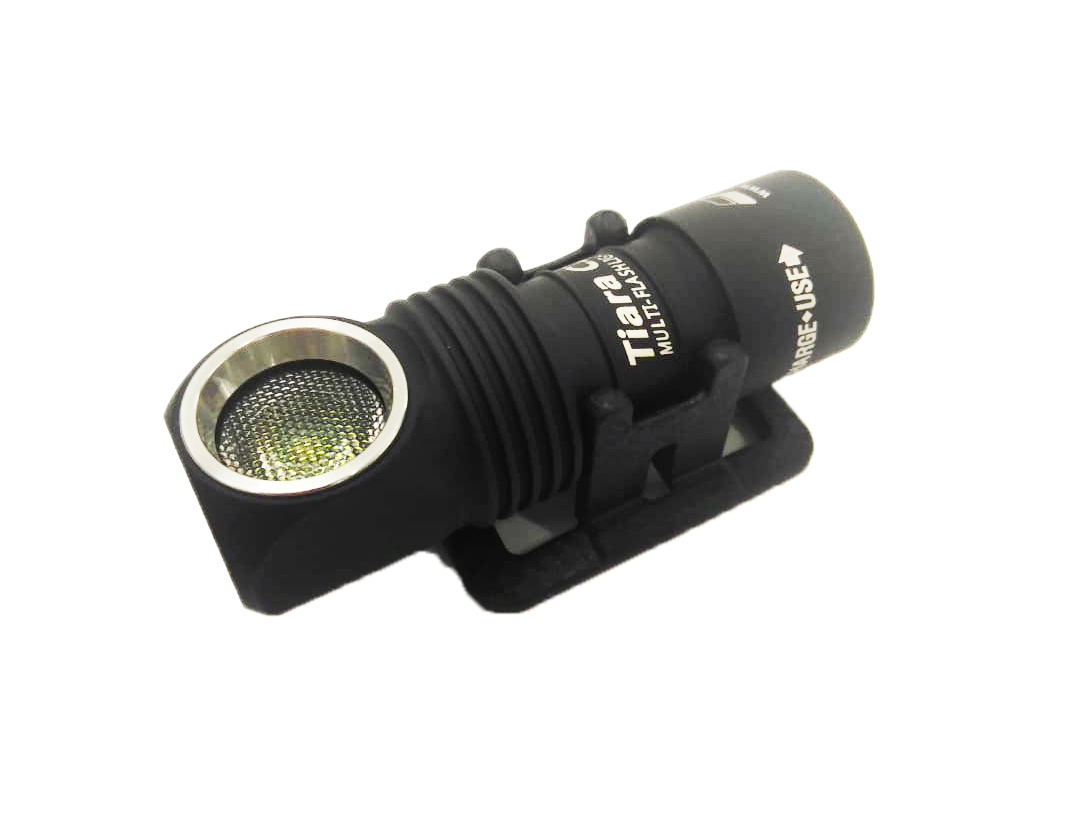 Фонарь Armytek Tiara C1 Magnet XP-L USB белый - фото 1