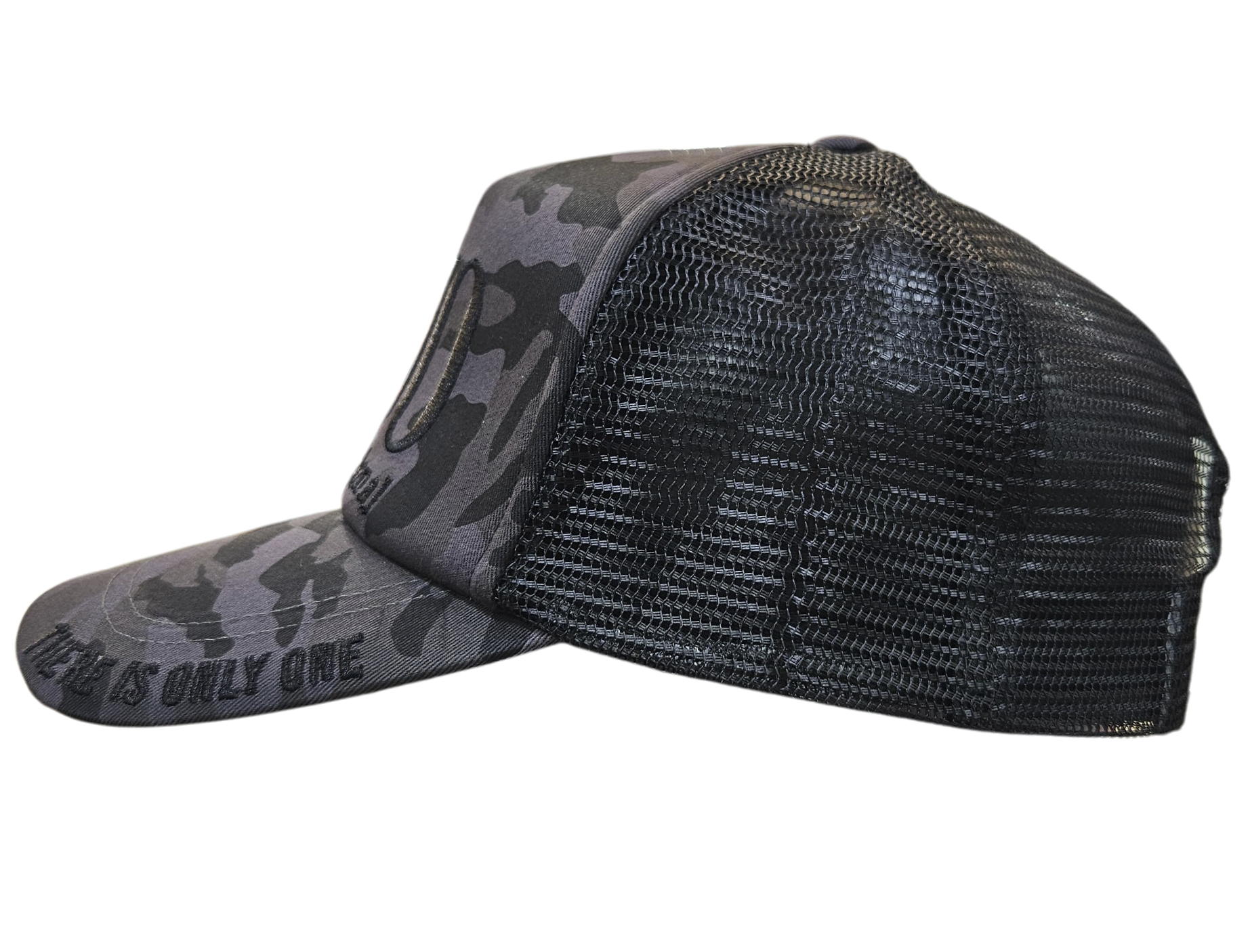 Бейсболка Duo Trucker cap 18 black/camo - фото 1