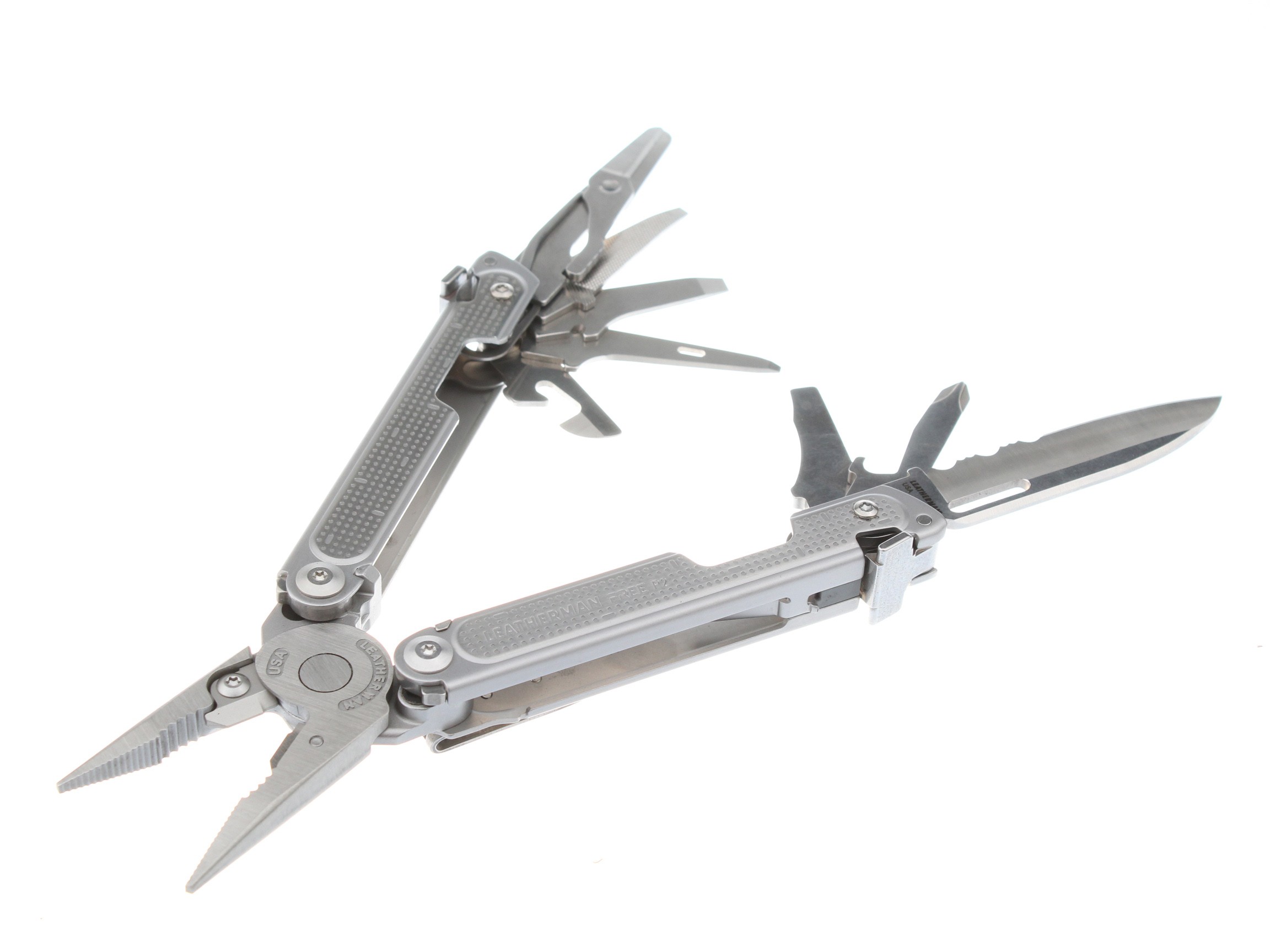 Мультиинструмент Leatherman Free P2 - фото 1