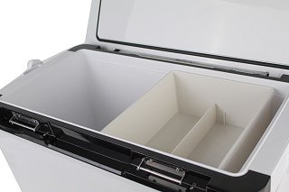 Термоящик рыболовный Yamakeshi Cooler Box на колесах 38л white - фото 2