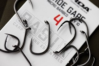 Крючок Korda Basix Wide Gape №4 с микробородкой - фото 2