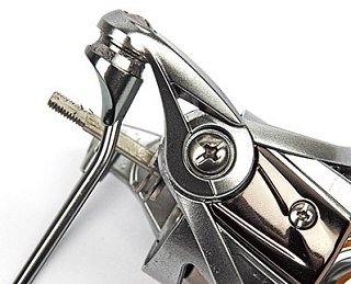 Катушка Nautilus Lux 4000 Com - фото 10