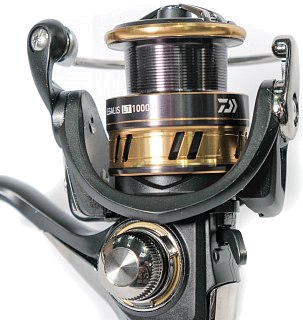 Катушка Daiwa Legalis  LT 1000D - фото 4